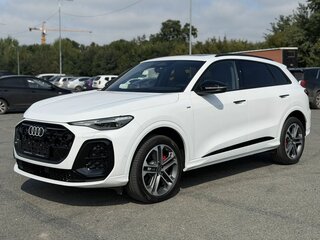 2026 Audi Q5 L III (GU), белый, 6150000 рублей, вид 3