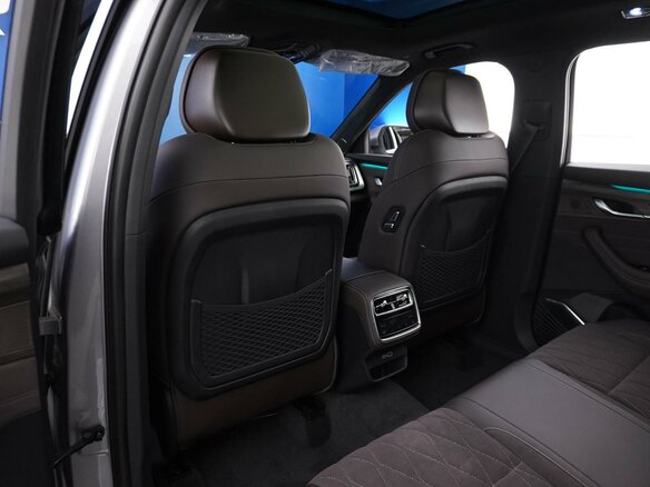 2026 Geely Monjaro I Рестайлинг 2 (China Market), серый, 4738888 рублей - вид 10