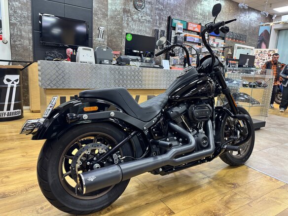 2020 Harley-Davidson Low Rider, чёрный, 1990000 рублей - вид 2