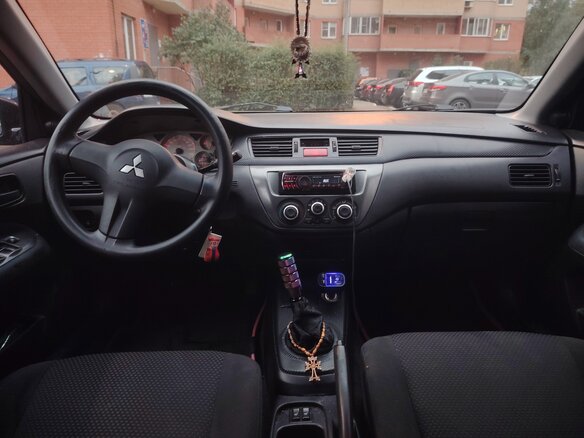 2006 Mitsubishi Lancer IX Рестайлинг, чёрный, 251000 рублей - вид 6