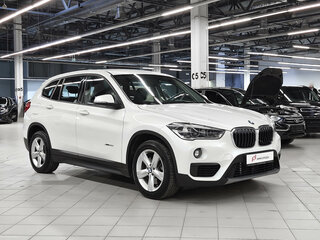 2017 BMW X1 20i xDrive II (F48), белый, 2149000 рублей, вид 2