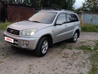 2002 Toyota RAV4 II (XA20), серебристый, 650000 рублей, вид 1