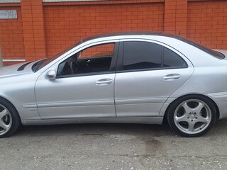 2000 Mercedes-Benz C-Класс 200 II (W203), серебристый, 430000 рублей, вид 2