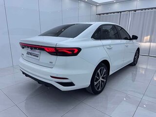 2022 Geely Emgrand II, белый, 1100000 рублей, вид 3