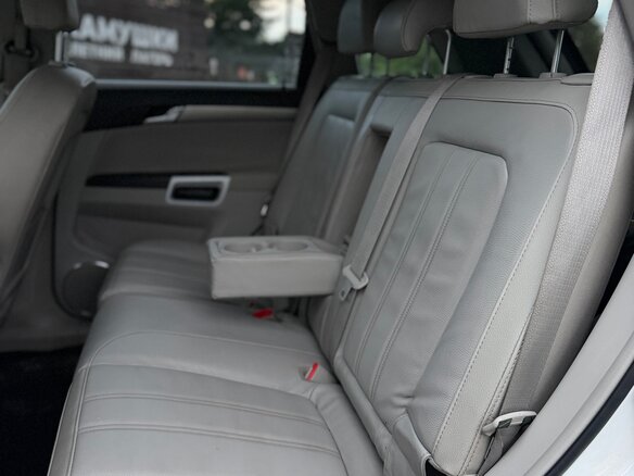 2013 Opel Antara I Рестайлинг, белый, 1100000 рублей - вид 9