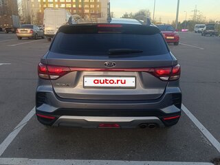 2021 Kia Rio X IV Рестайлинг, серый, 1585000 рублей, вид 3