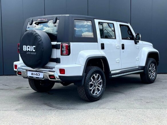 2026 BAIC BJ40 I Рестайлинг, белый, 3200000 рублей - вид 3