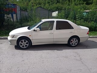 2001 Toyota Vista V (V50) Рестайлинг, белый, 570000 рублей, вид 3