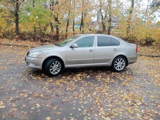 2012 Skoda Octavia II (A5) Рестайлинг, бежевый, 930000 рублей, вид 5