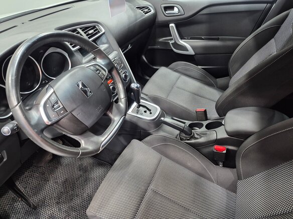 2013 Citroen DS4, белый, 890000 рублей - вид 9