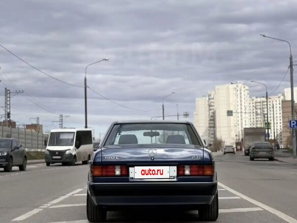 1993 Mercedes-Benz 190 (W201), синий, 1100000 рублей - вид 5
