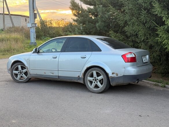 2002 Audi A4 II (B6), серебристый, 340000 рублей - вид 2