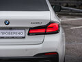 2020 BMW 5 серии 520d xDrive VII (G30/G31/G38) Рестайлинг, белый, 4570000 рублей - вид 7