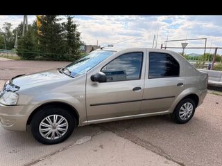 2011 Renault Logan I Рестайлинг, бежевый, 450000 рублей, вид 4