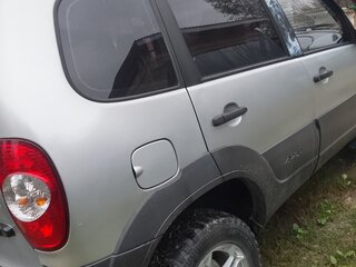 2008 Chevrolet Niva I, серебристый, 379999 рублей, вид 5