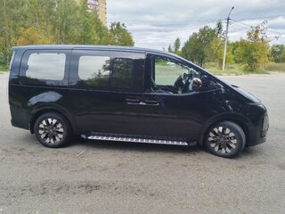 2024 Hyundai Staria I, чёрный, 5800000 рублей, вид 5