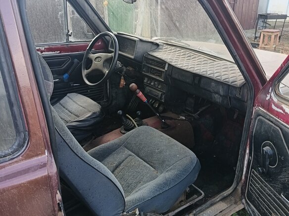 1996 Lada (ВАЗ) 2121 (4x4) I Рестайлинг, пурпурный, 150000 рублей - вид 4
