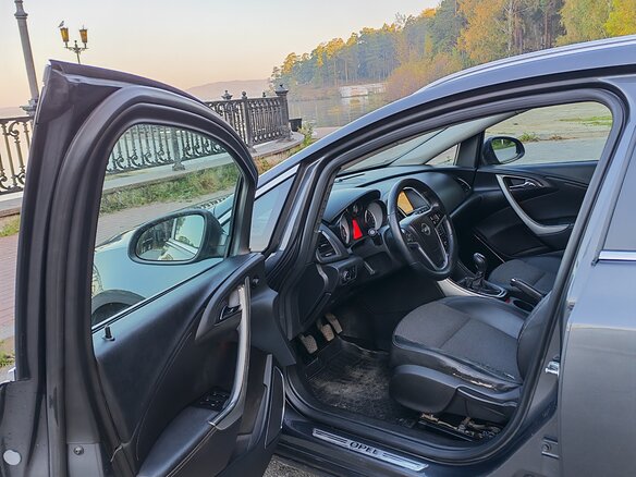 2012 Opel Astra J Рестайлинг, серый, 790000 рублей - вид 25