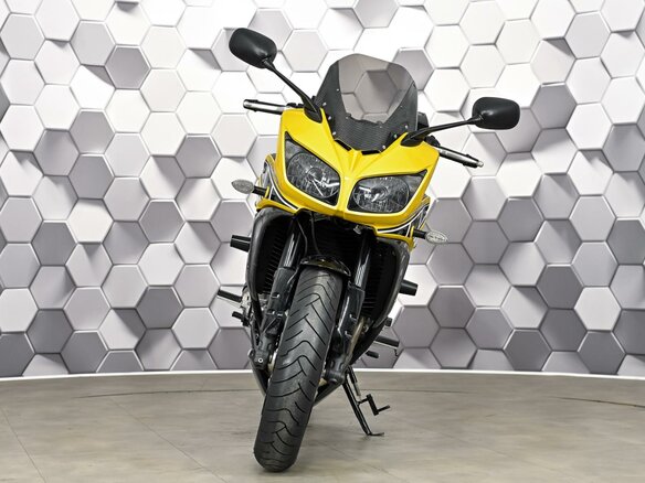 2009 Yamaha FZ1, жёлтый - вид 4