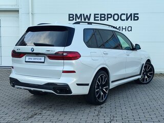 2021 BMW X7 40d I (G07), белый, 9100000 рублей, вид 2