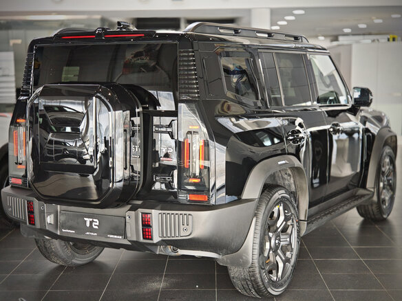 2026 Jetour T2, чёрный, 4449000 рублей - вид 4