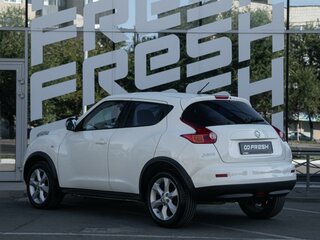 2013 Nissan Juke I, белый, 915000 рублей, вид 2