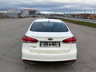 2019 Kia Cerato IV, белый, 1380000 рублей, вид 4