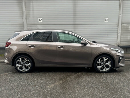 2019 Kia Ceed III, коричневый, 1249000 рублей, вид 4