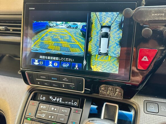 2017 Honda Stepwgn Spada V Рестайлинг, белый, 1680000 рублей - вид 25