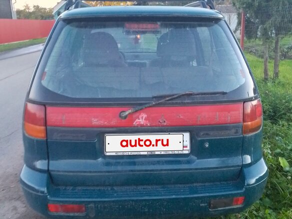 1995 Mitsubishi Space Runner I, зелёный, 50000 рублей - вид 2