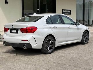 2023 BMW 1 серии 120i III (F52) Рестайлинг, белый, 1840000 рублей, вид 5