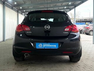 2012 Opel Astra J Рестайлинг, чёрный, 949000 рублей, вид 4