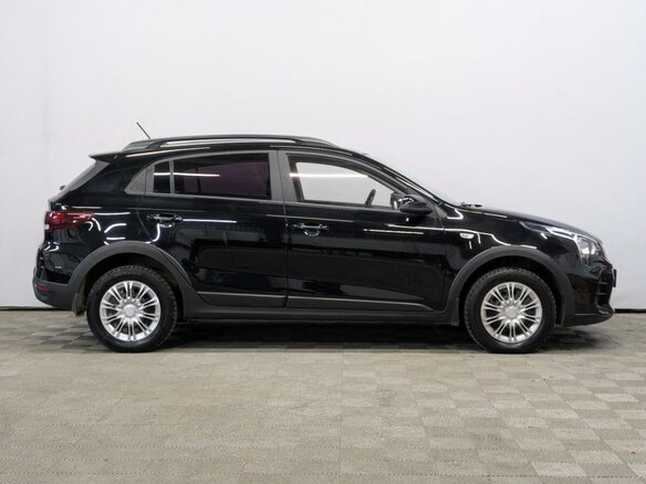 2021 Kia Rio X IV Рестайлинг, чёрный, 1895000 рублей - вид 3