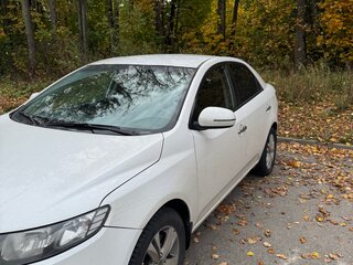 2012 Kia Cerato 6-speed II, белый, 550000 рублей, вид 4