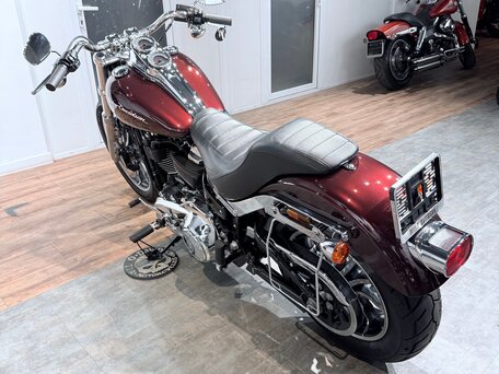 2019 Harley-Davidson Low Rider, пурпурный, 1499000 рублей, вид 4