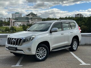 2014 Toyota Land Cruiser Prado 150 Series Рестайлинг 1, белый, 3249000 рублей, вид 1
