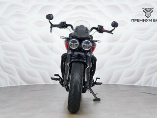 2025 Triumph Rocket 3, чёрный, 2877000 рублей, вид 4