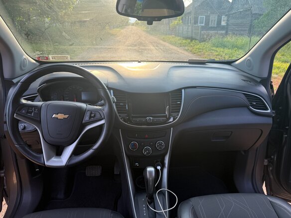 2022 Chevrolet Trax I Рестайлинг, коричневый, 1450000 рублей - вид 11