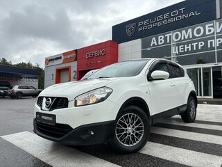 2012 Nissan Qashqai I Рестайлинг, белый, 1250000 рублей, вид 3