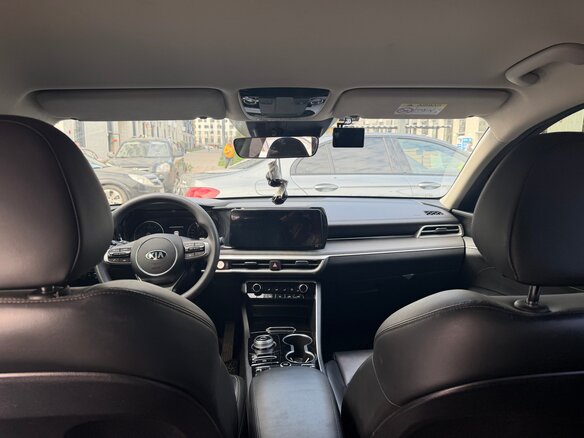 2020 Kia K5 III, чёрный, 2150000 рублей - вид 6