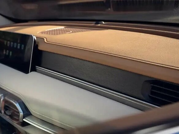2026 Jetour X70+ I Рестайлинг, белый, 3399000 рублей - вид 3