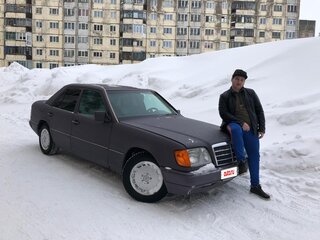 1993 Mercedes-Benz E-Класс 200 I (W124), фиолетовый, 250000 рублей, вид 1