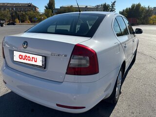 2010 Skoda Octavia II (A5) Рестайлинг, белый, 950000 рублей, вид 4