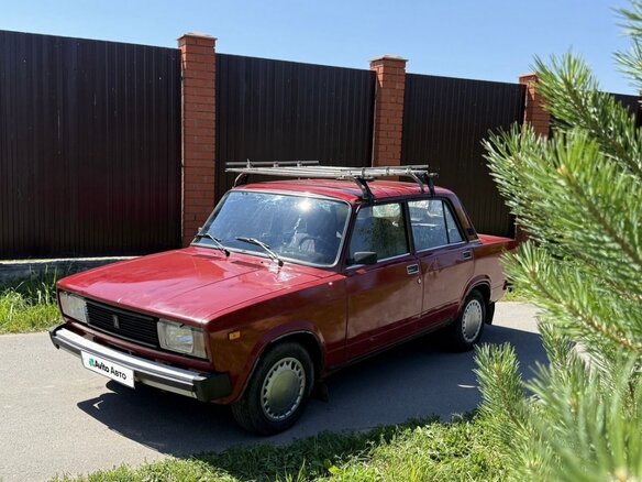 1993 Lada (ВАЗ) 2105, красный