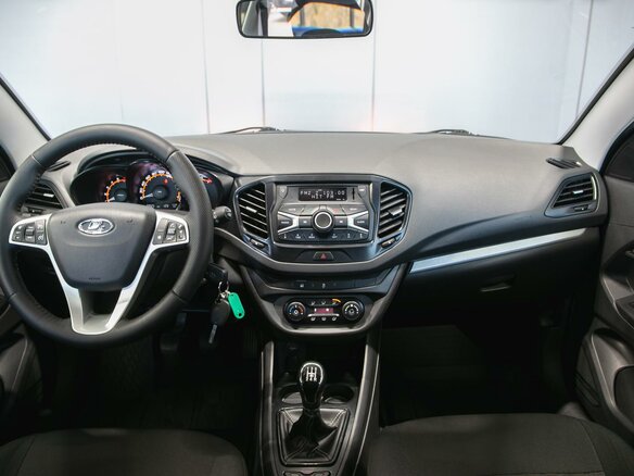 2019 Lada (ВАЗ) Vesta SW I, белый, 1090000 рублей - вид 9