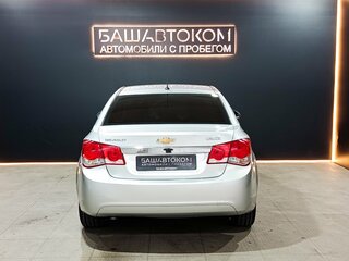 2011 Chevrolet Cruze I, серебристый, 720000 рублей, вид 4