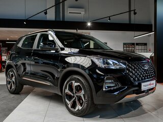 2025 Chery Tiggo 4 Pro I Рестайлинг, чёрный, 2140000 рублей, вид 3