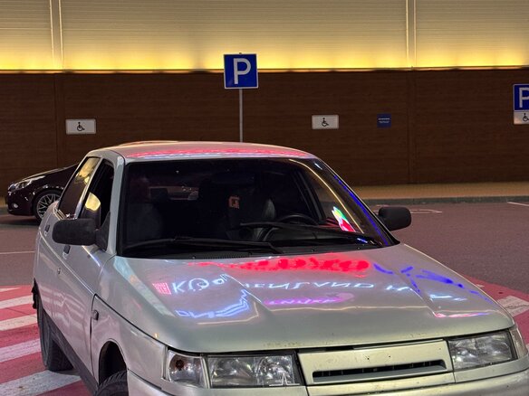 2003 Lada (ВАЗ) 2110, серебристый, 65000 рублей