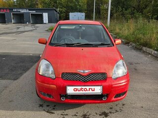 2003 Toyota Vitz I (P10), красный, 450000 рублей, вид 1