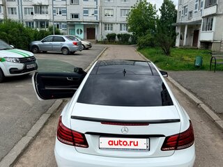2013 Mercedes-Benz E-Класс 200 IV (W212, S212, C207) Рестайлинг, белый, 1800000 рублей, вид 4